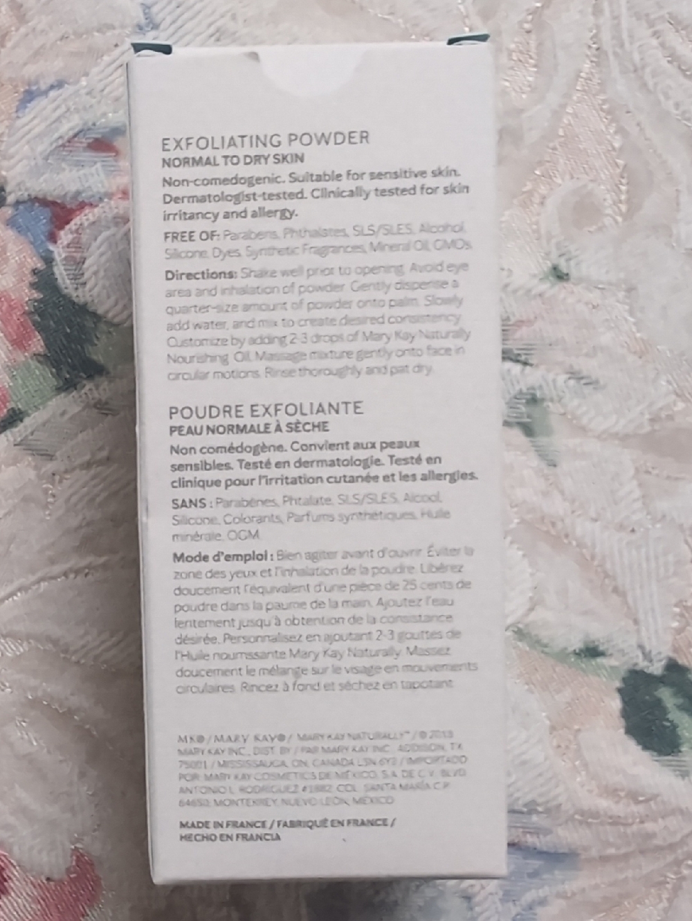Mary Kay Naturally Exfoliating Powder - Picture 3 of 3